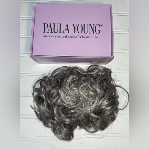 Paula Young Flowing Hair Clip On Approximately 7" Gray Color 51 Style A3310 New - Picture 1 of 9